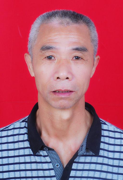 1761016172404328.jpg 何玉富.JPG